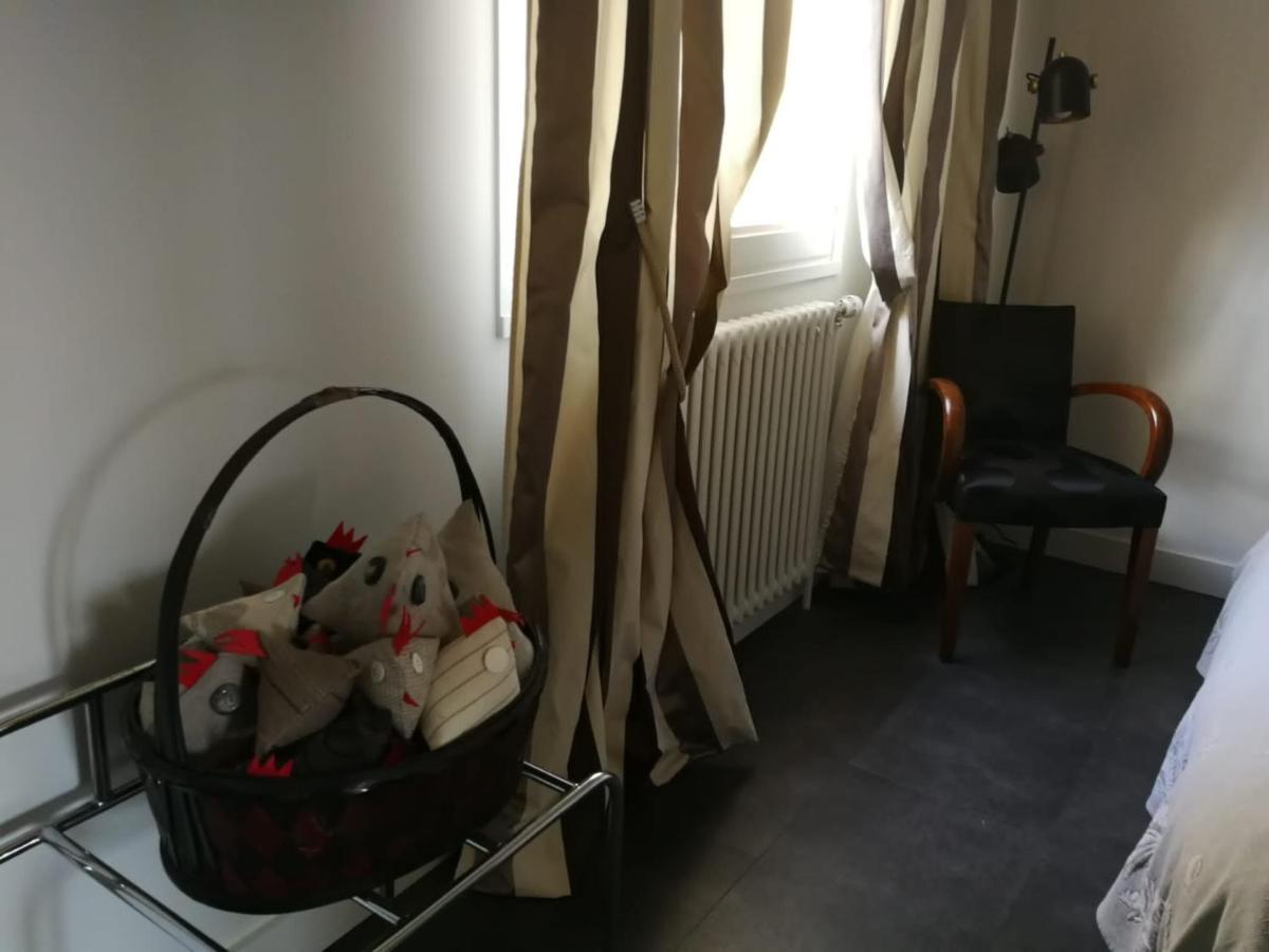 Un Verger Dans La Ville Saint-Parres-aux-Tertres Buitenkant foto